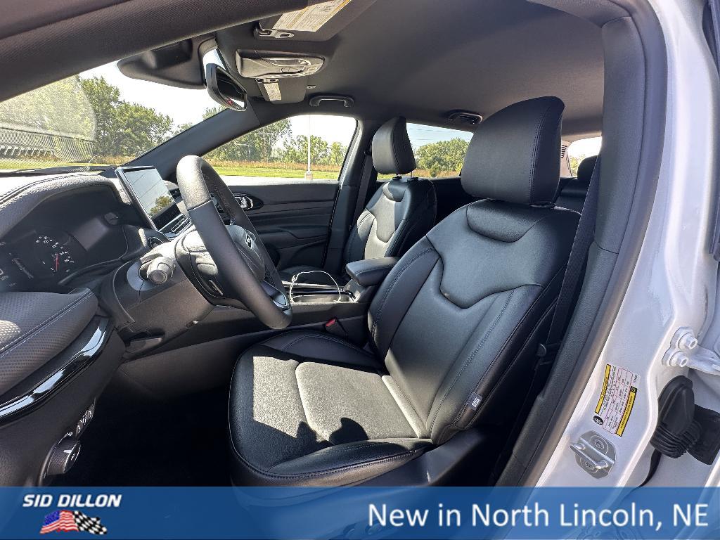 new 2026 Jeep Compass car, priced at $33,025