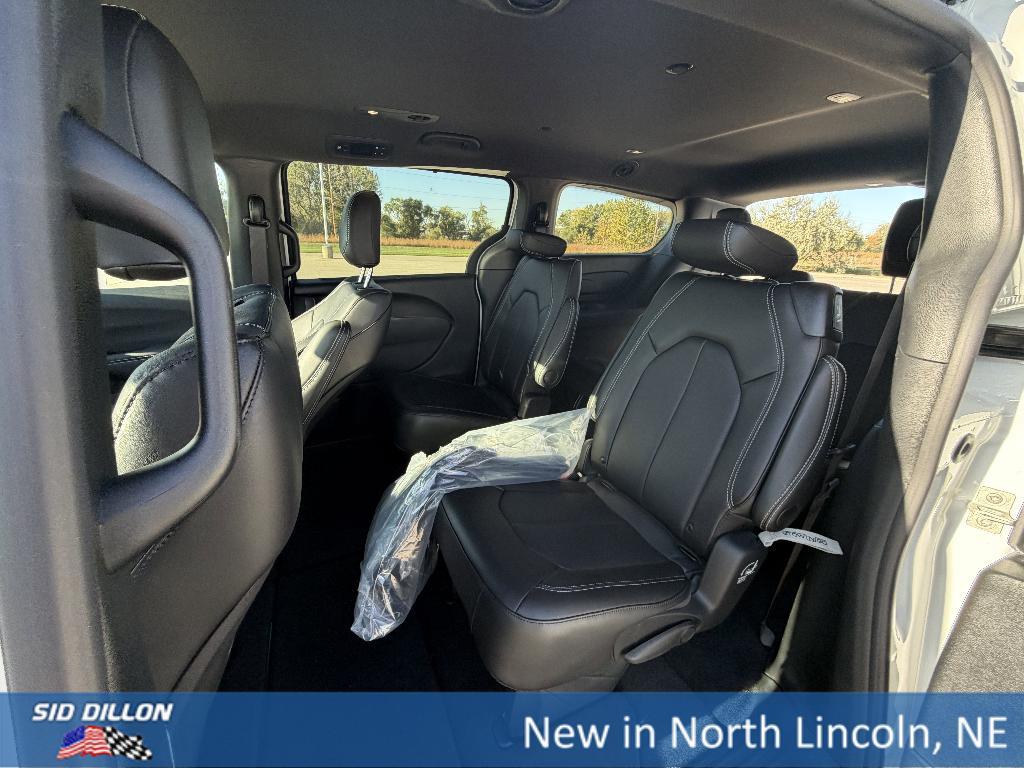 new 2026 Chrysler Pacifica car, priced at $40,565