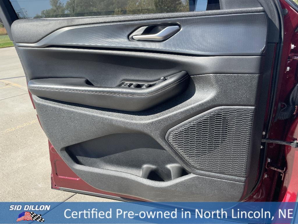 used 2023 Jeep Grand Cherokee car, priced at $29,991