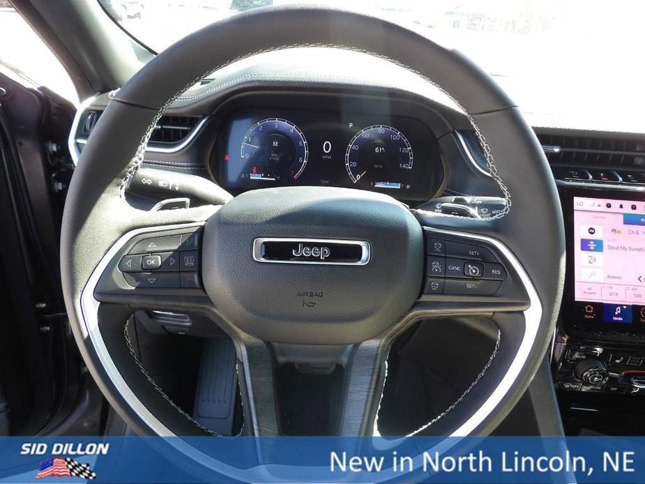 new 2025 Jeep Grand Cherokee car, priced at $46,520