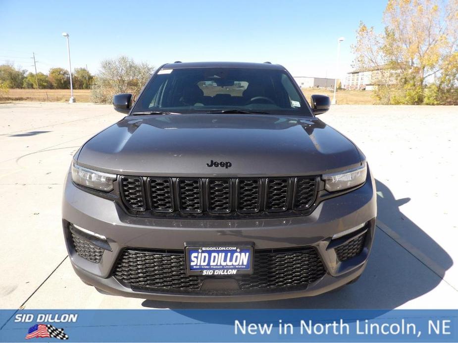 new 2025 Jeep Grand Cherokee car, priced at $46,520