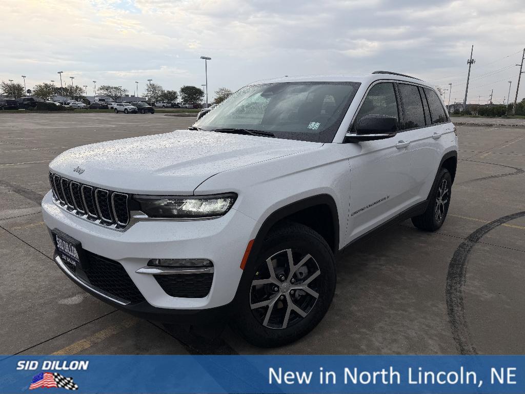 new 2025 Jeep Grand Cherokee car, priced at $41,650