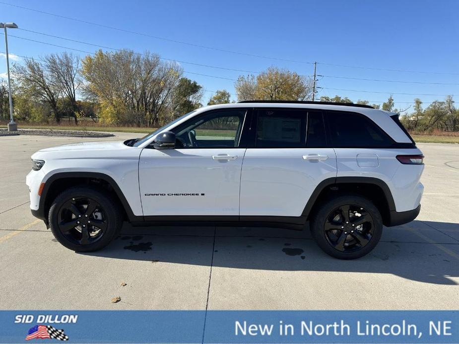 new 2025 Jeep Grand Cherokee car, priced at $51,365