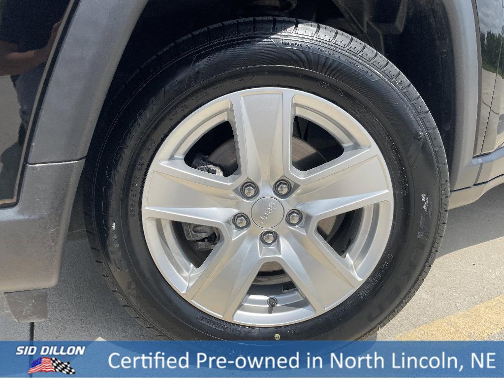 used 2022 Jeep Compass car, priced at $20,794