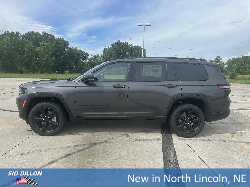 new 2025 Jeep Grand Cherokee L car, priced at $43,217