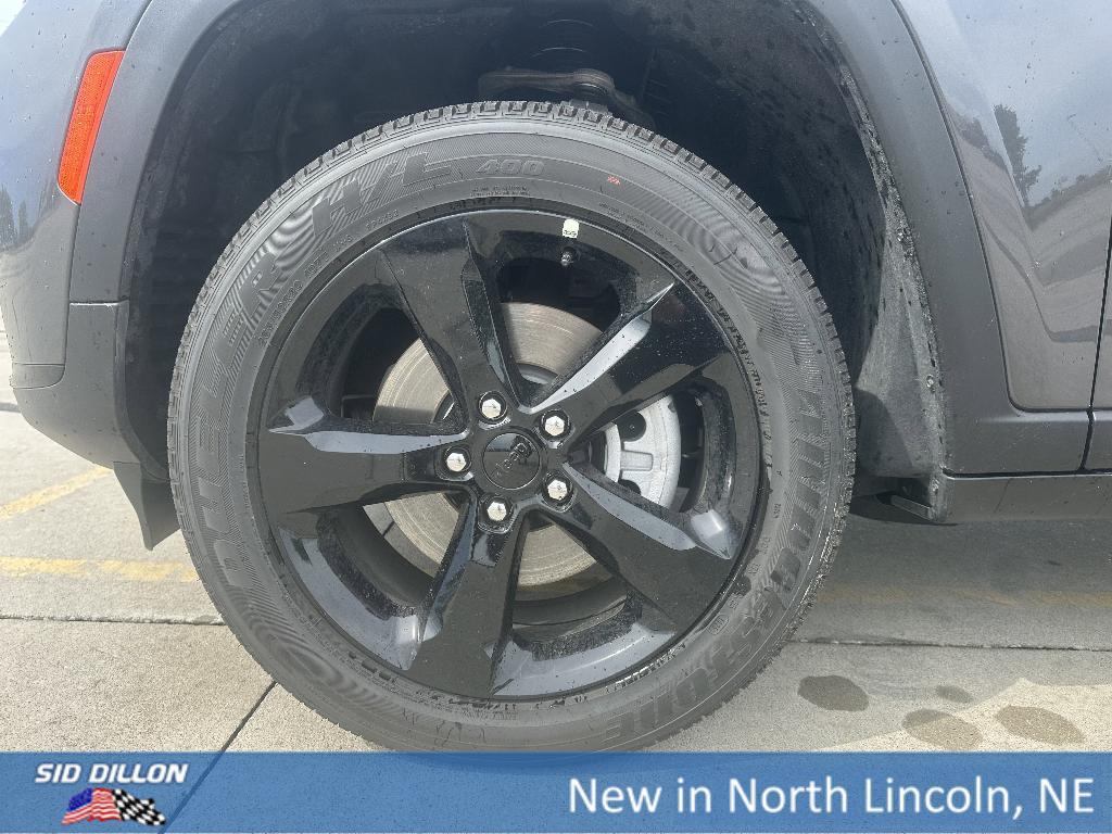 new 2025 Jeep Grand Cherokee L car, priced at $43,217