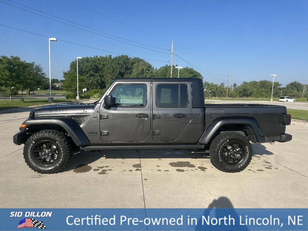 used 2024 Jeep Gladiator car, priced at $39,792