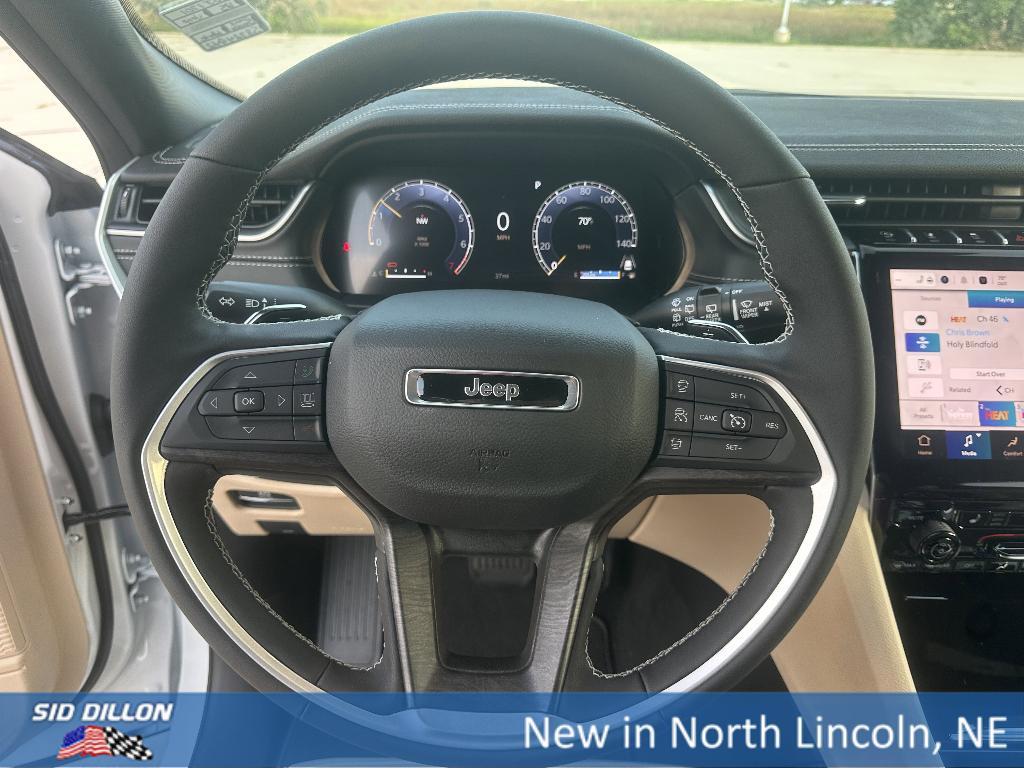 new 2025 Jeep Grand Cherokee car, priced at $41,650