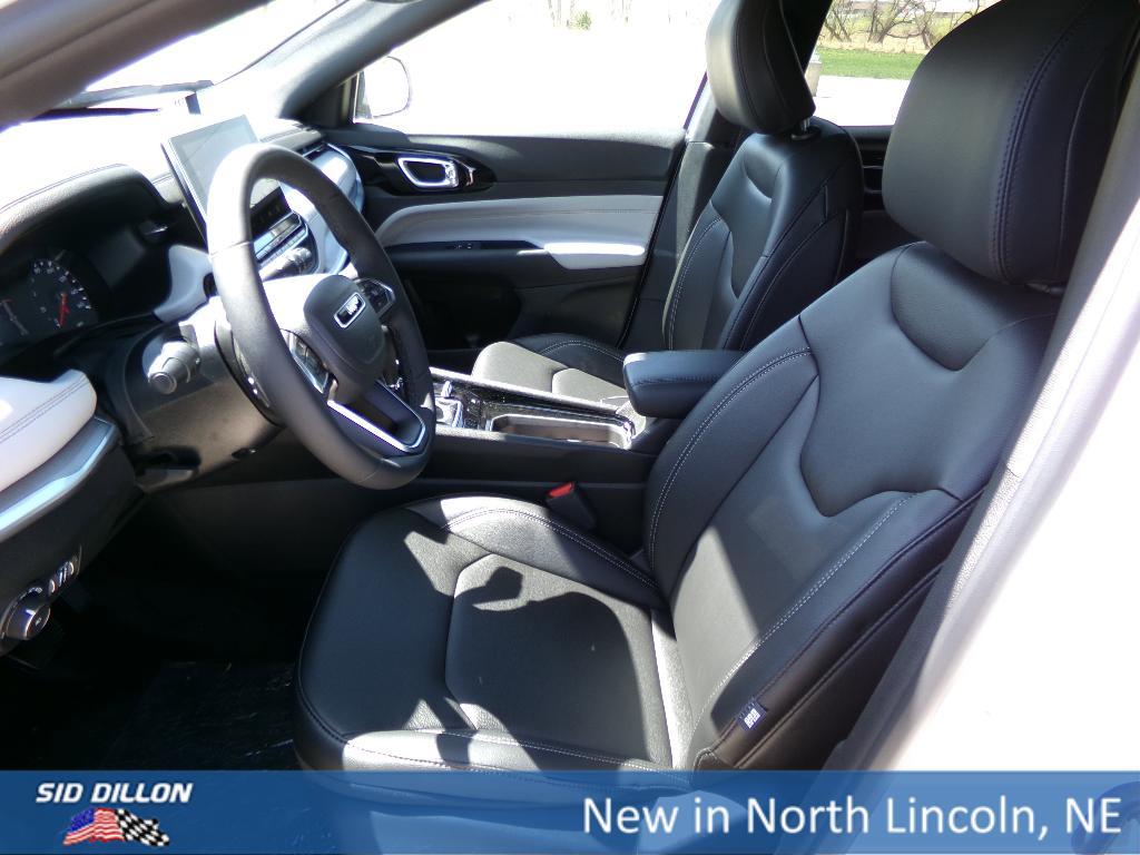 new 2025 Jeep Compass car, priced at $29,840