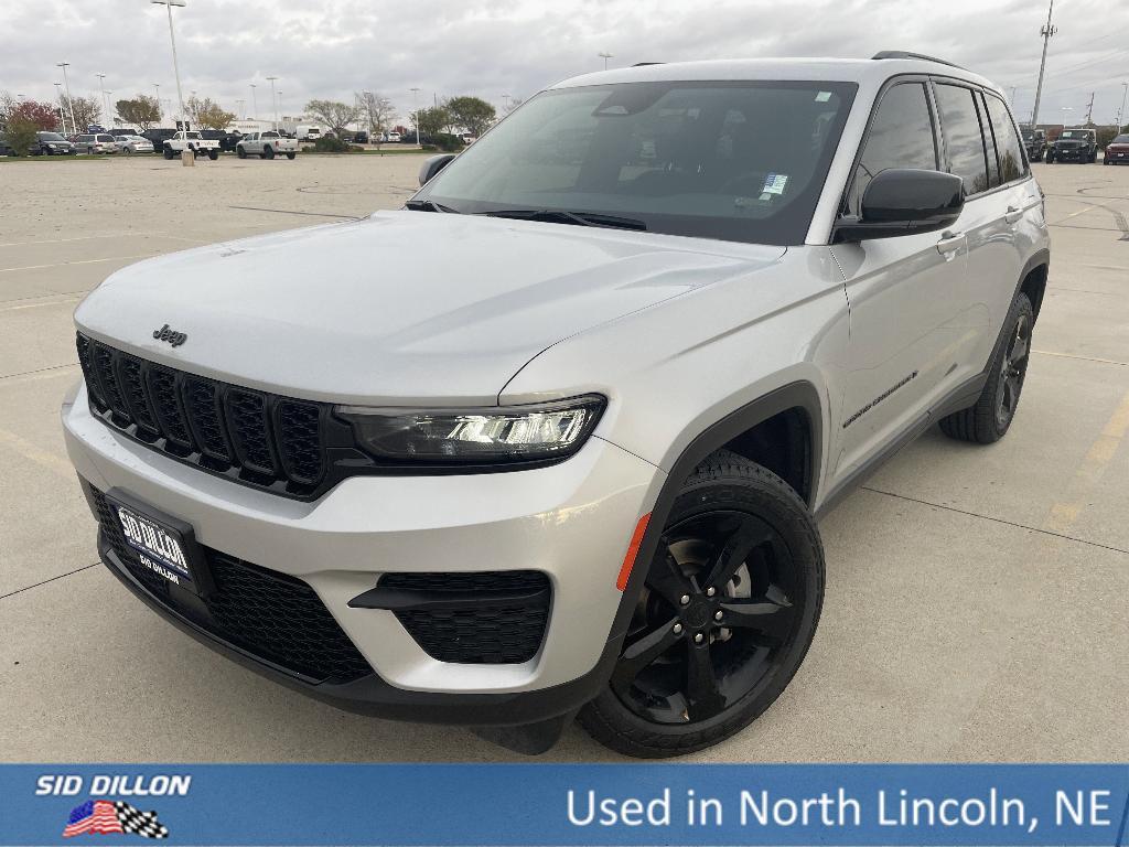used 2023 Jeep Grand Cherokee car, priced at $33,694
