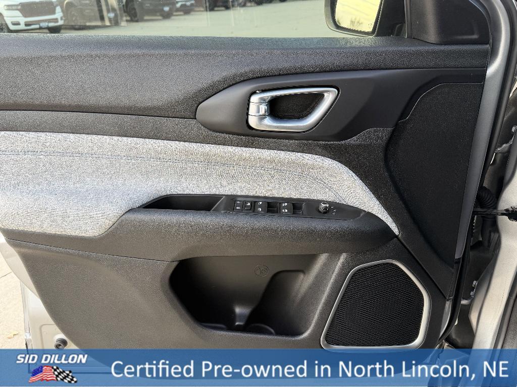 used 2022 Jeep Compass car, priced at $22,394