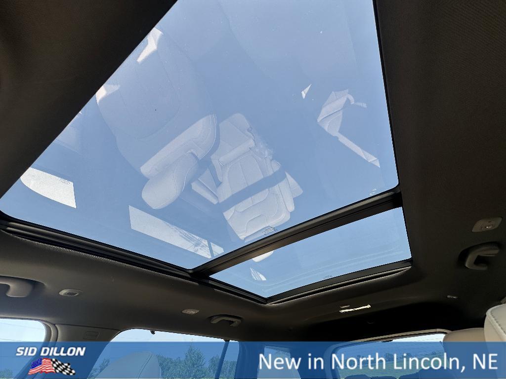 new 2025 Jeep Grand Cherokee L car, priced at $52,242