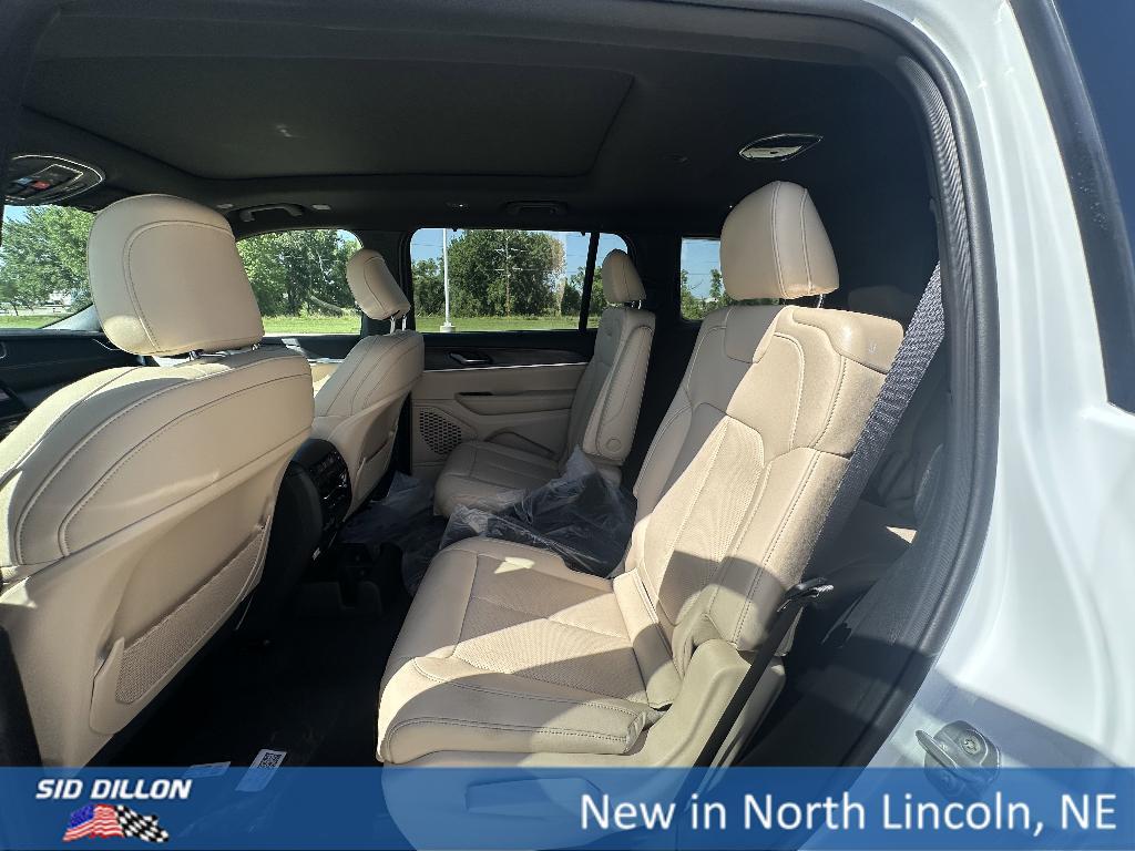 new 2025 Jeep Grand Cherokee L car, priced at $52,242