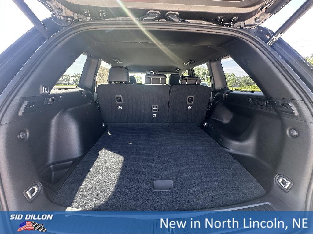 new 2025 Jeep Grand Cherokee car, priced at $41,045