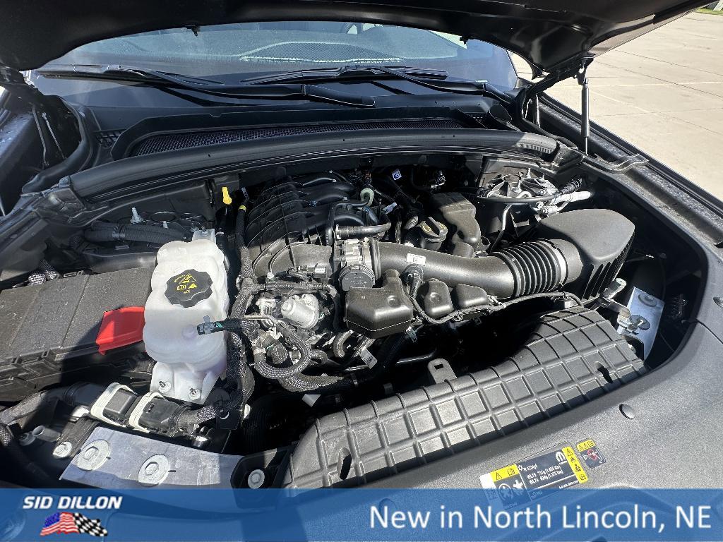 new 2025 Jeep Grand Cherokee car, priced at $41,045