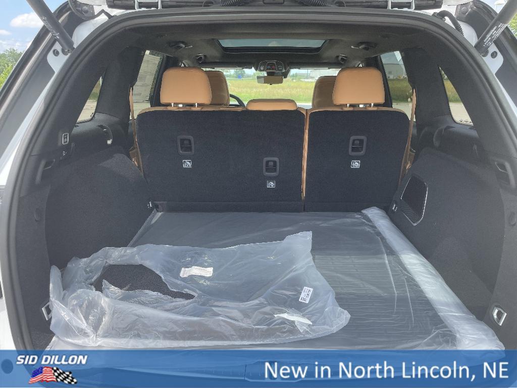 new 2025 Jeep Grand Cherokee car, priced at $63,844