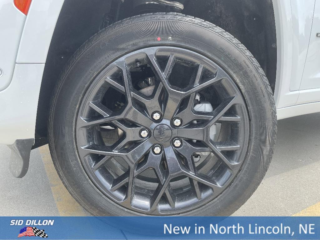 new 2025 Jeep Grand Cherokee car, priced at $63,844