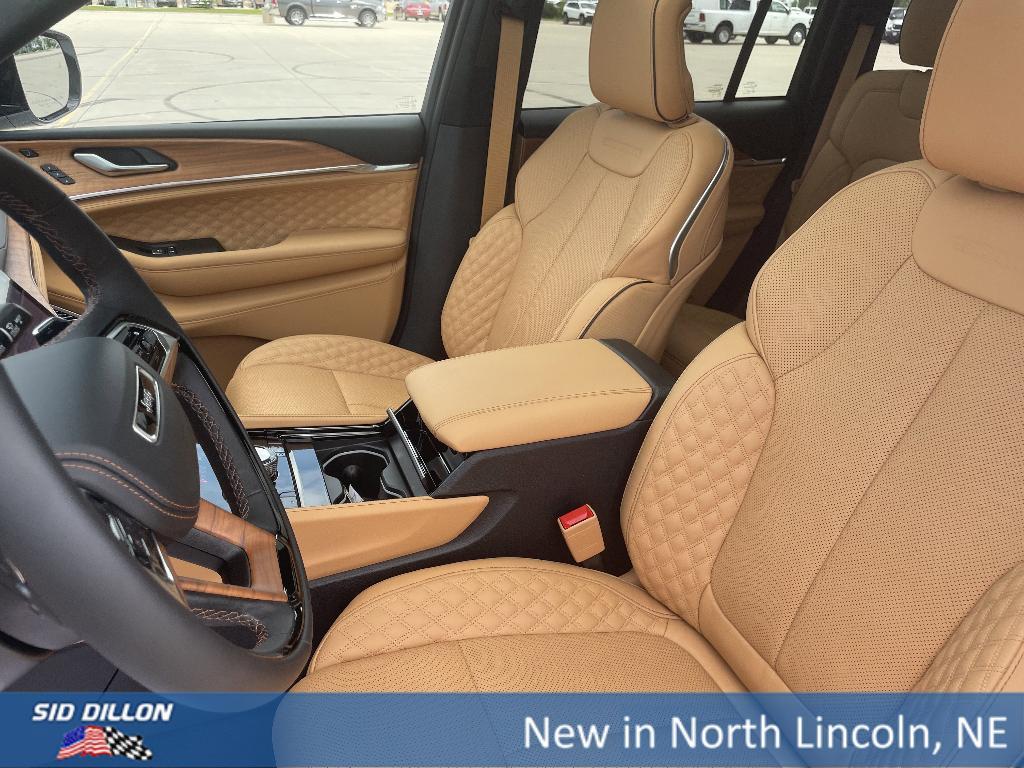 new 2025 Jeep Grand Cherokee car, priced at $63,844