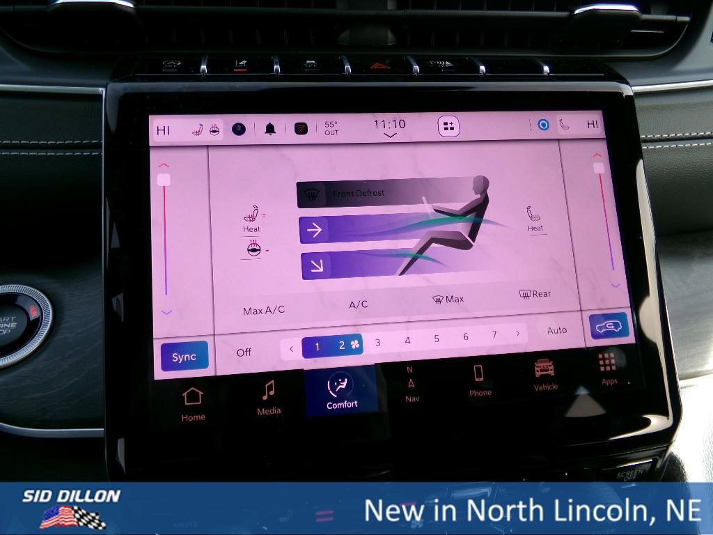 new 2025 Jeep Grand Cherokee car, priced at $42,825