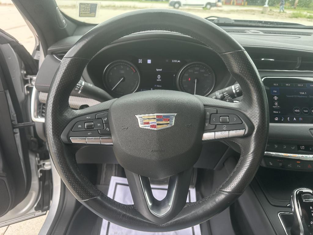 used 2021 Cadillac XT4 car, priced at $28,991