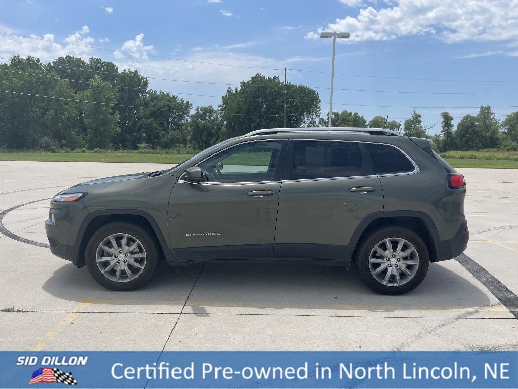 used 2018 Jeep Cherokee car, priced at $18,991