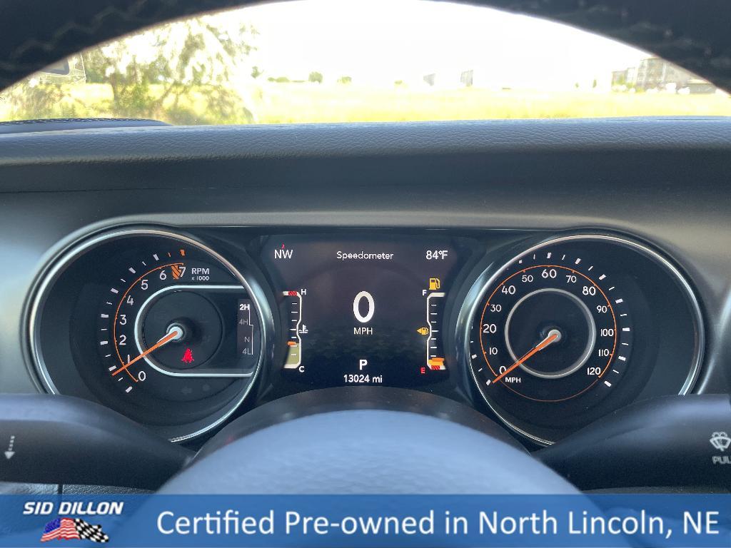 used 2021 Jeep Gladiator car, priced at $35,494