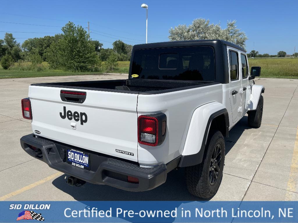 used 2021 Jeep Gladiator car, priced at $35,494