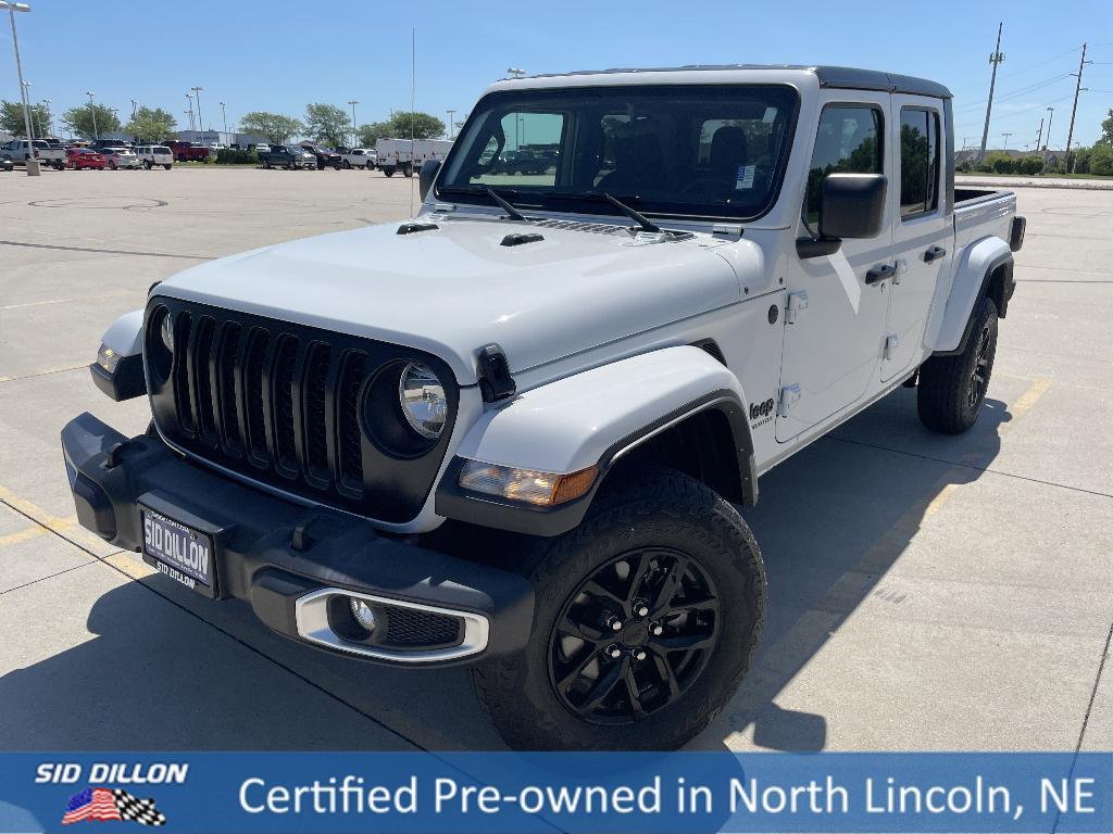 used 2021 Jeep Gladiator car, priced at $35,494