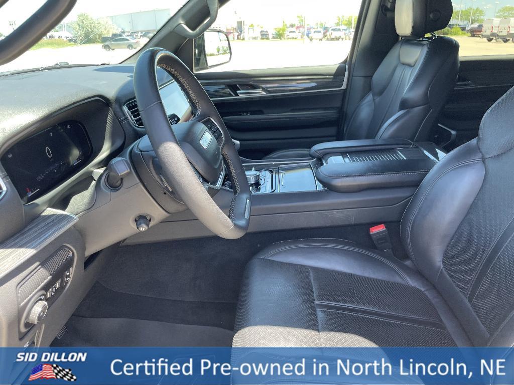 used 2022 Jeep Wagoneer car, priced at $36,895