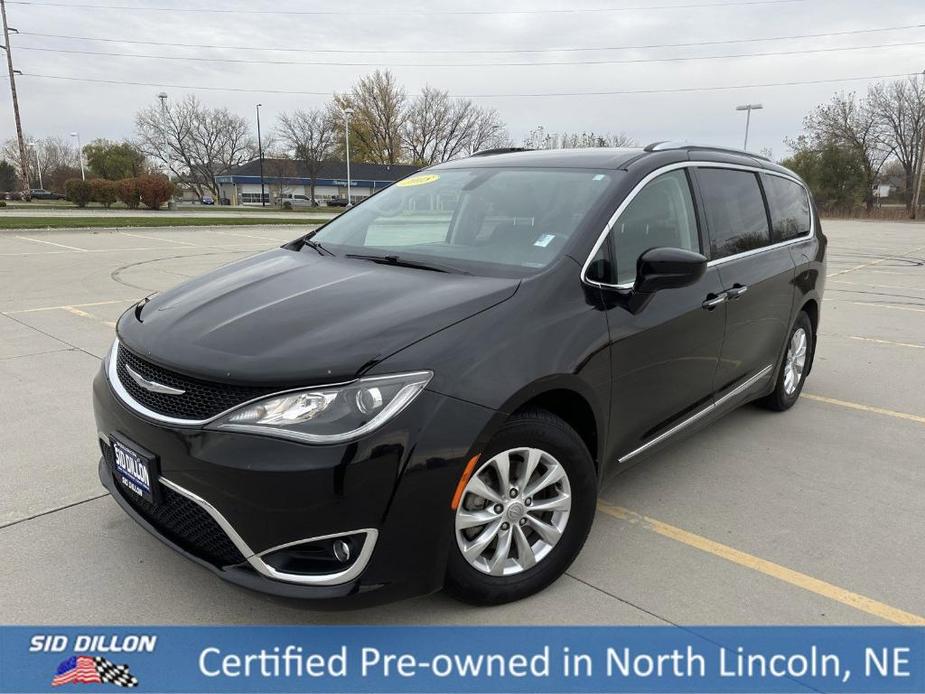 used 2018 Chrysler Pacifica car, priced at $18,892