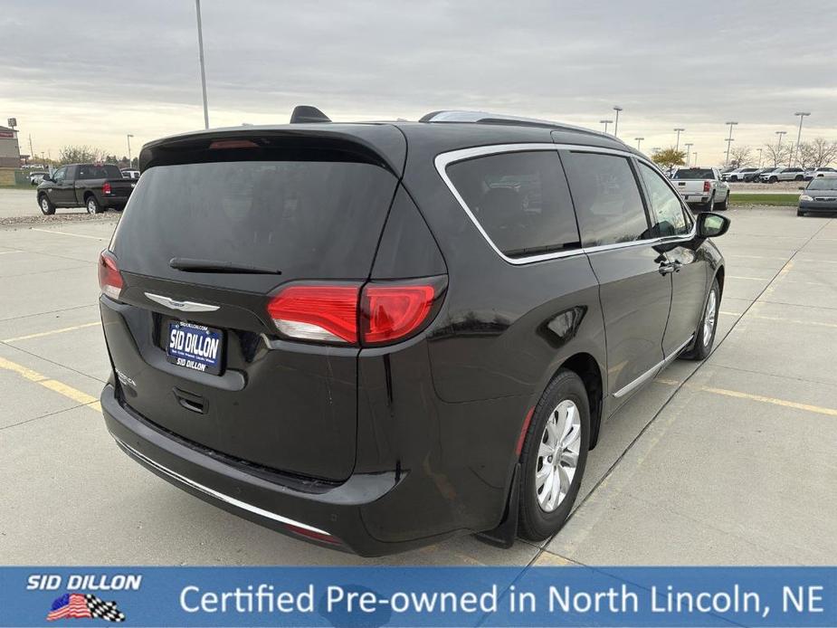 used 2018 Chrysler Pacifica car, priced at $18,892