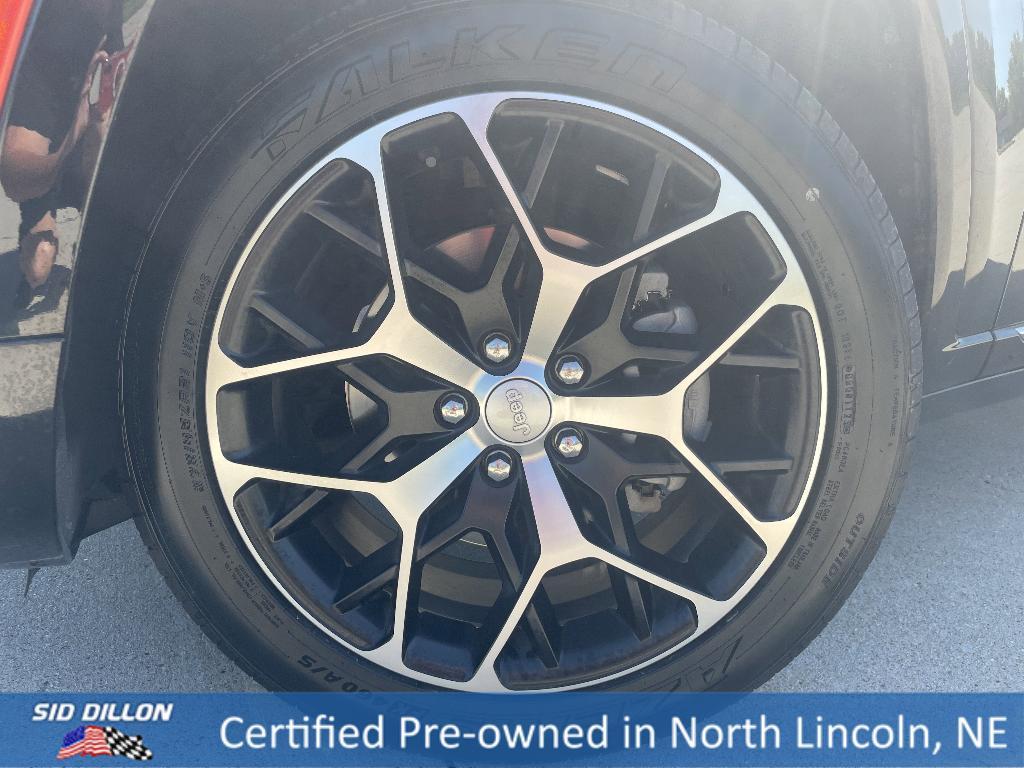 used 2022 Jeep Grand Cherokee car, priced at $46,792