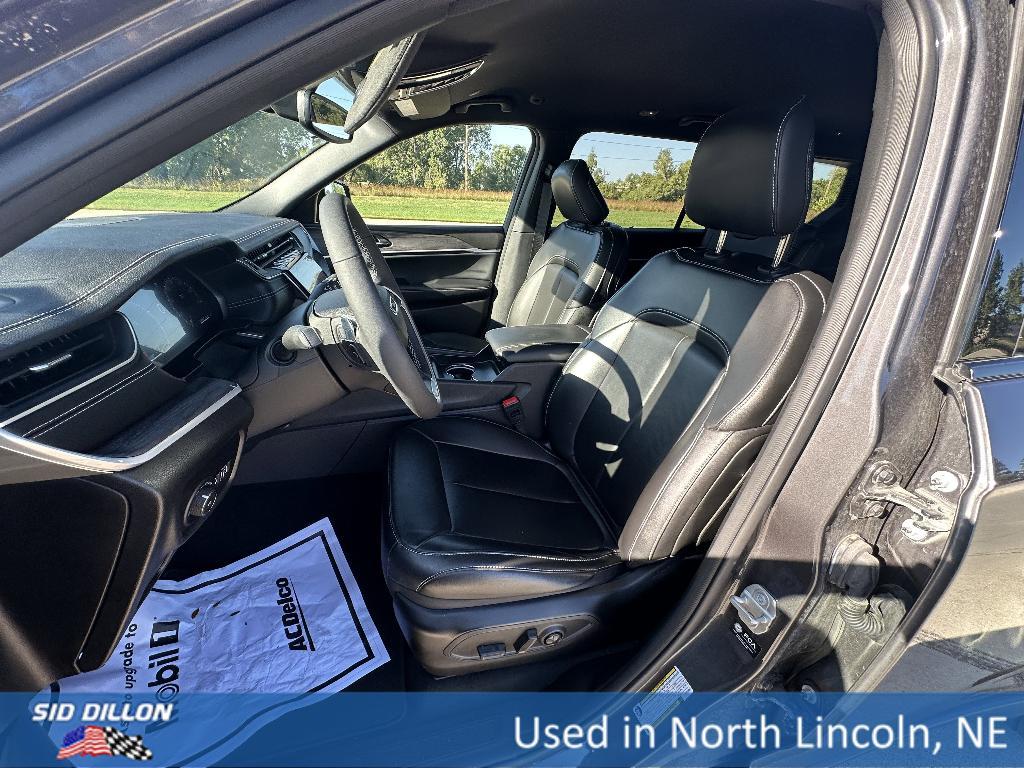 used 2024 Jeep Grand Cherokee L car, priced at $36,995