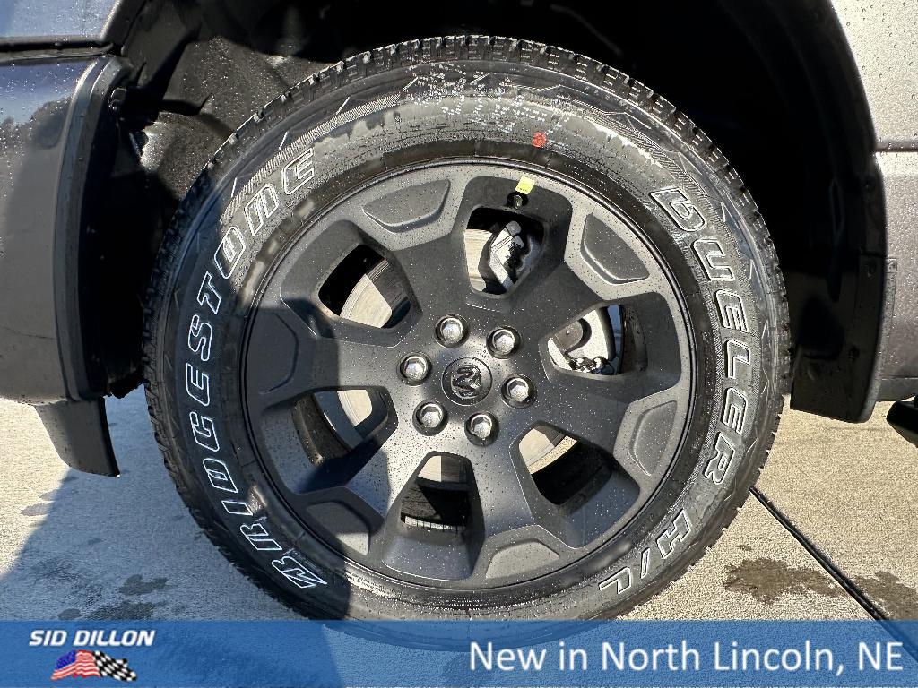 new 2025 Ram 1500 car, priced at $42,961