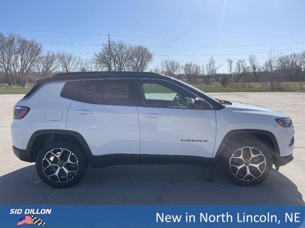 new 2025 Jeep Compass car, priced at $29,840