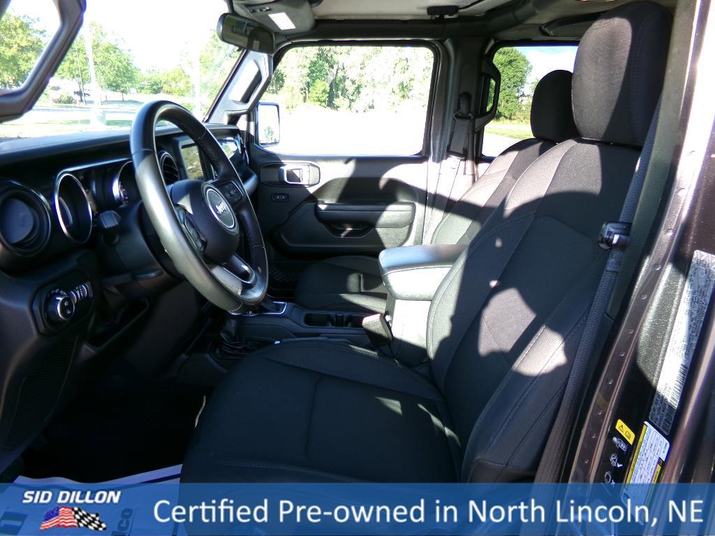used 2022 Jeep Gladiator car, priced at $33,492