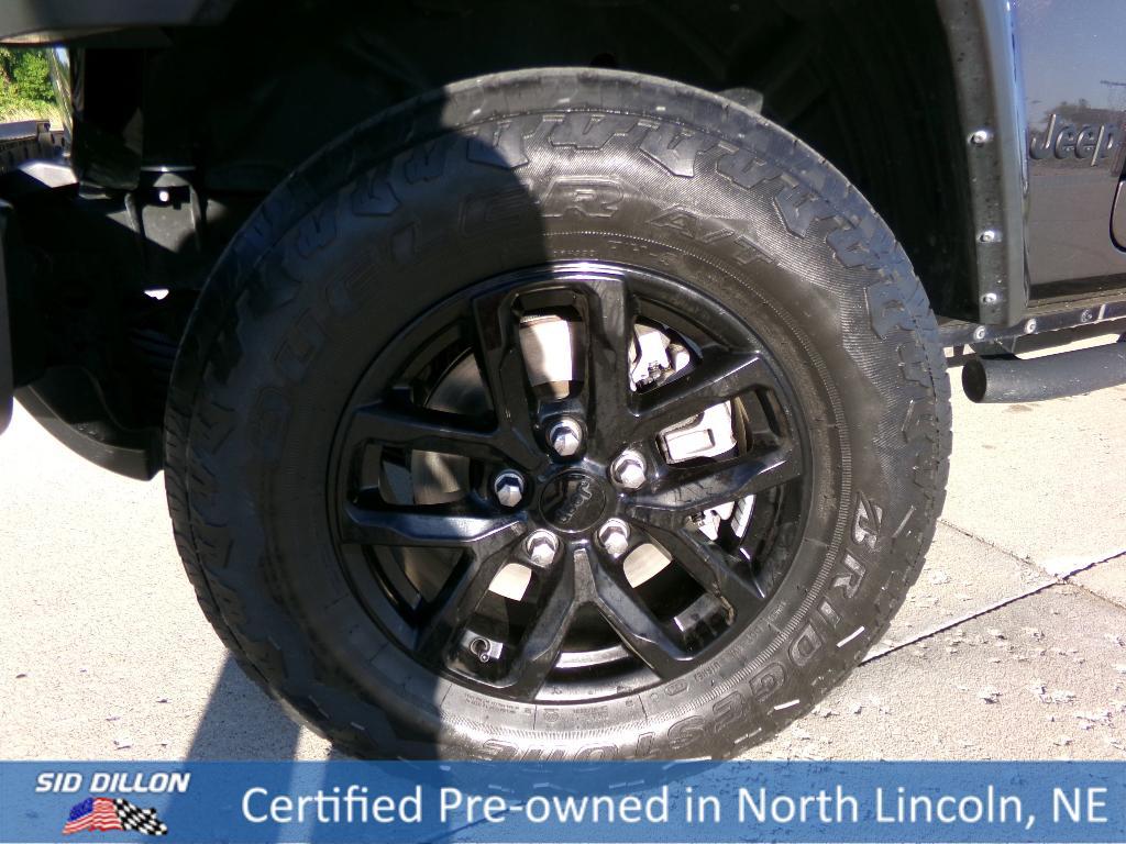 used 2022 Jeep Gladiator car, priced at $33,492