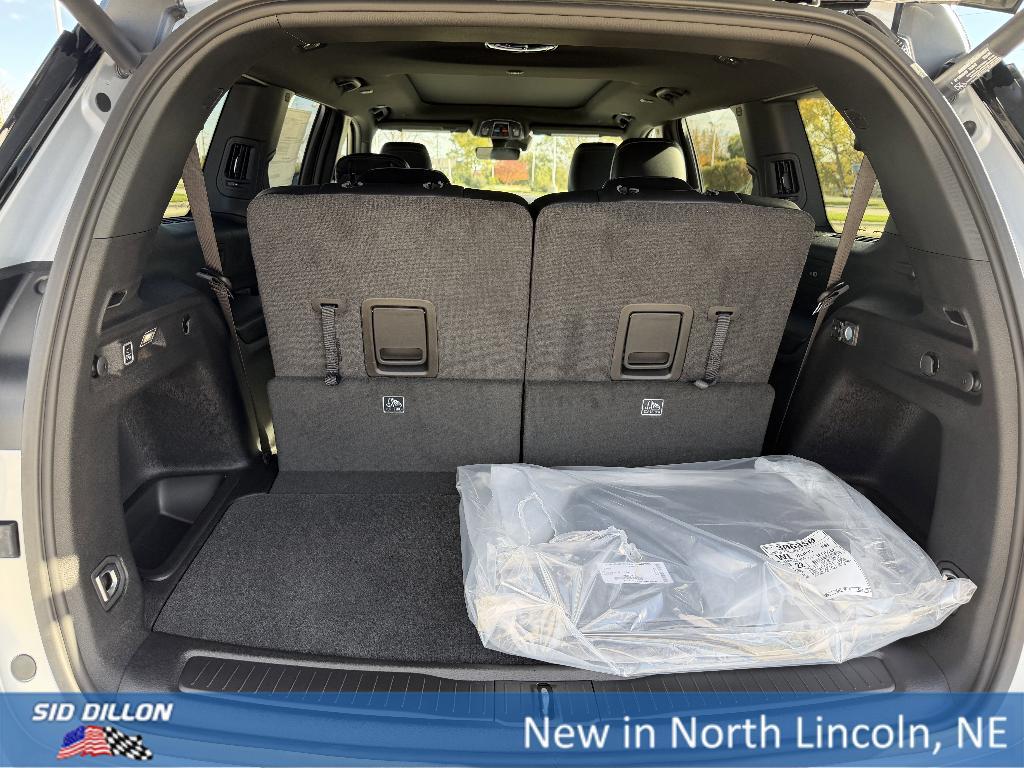 new 2025 Jeep Grand Cherokee L car, priced at $50,335