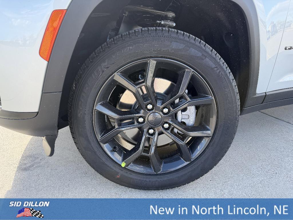 new 2025 Jeep Grand Cherokee L car, priced at $50,335