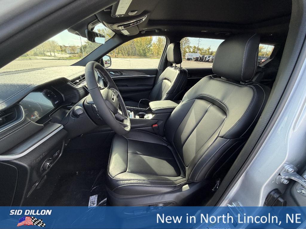 new 2025 Jeep Grand Cherokee L car, priced at $50,335