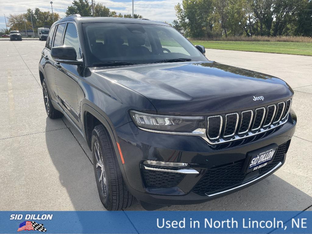 used 2023 Jeep Grand Cherokee car, priced at $32,493
