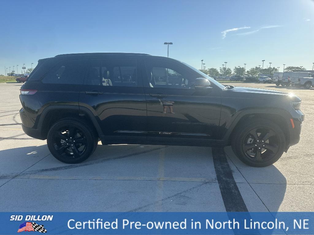 used 2023 Jeep Grand Cherokee car, priced at $35,992