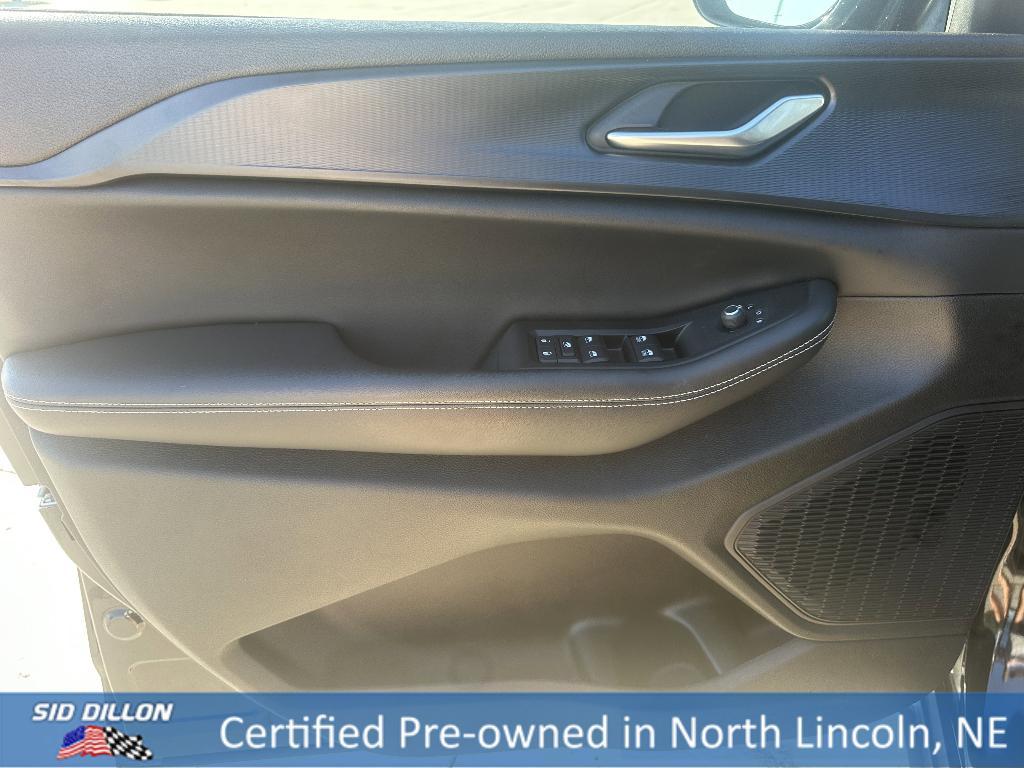 used 2023 Jeep Grand Cherokee car, priced at $35,992