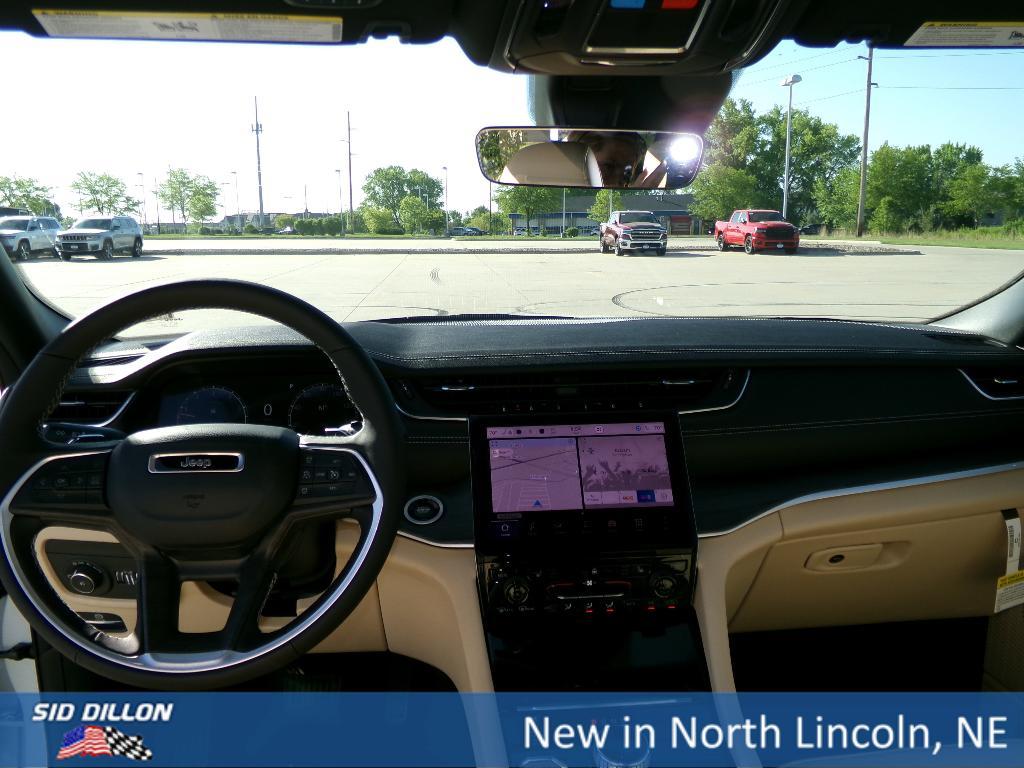 new 2025 Jeep Grand Cherokee L car, priced at $47,702