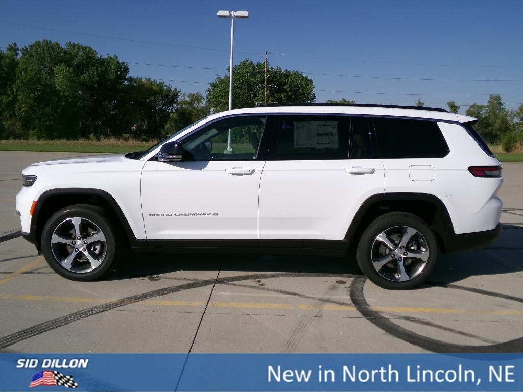 new 2025 Jeep Grand Cherokee L car, priced at $47,702