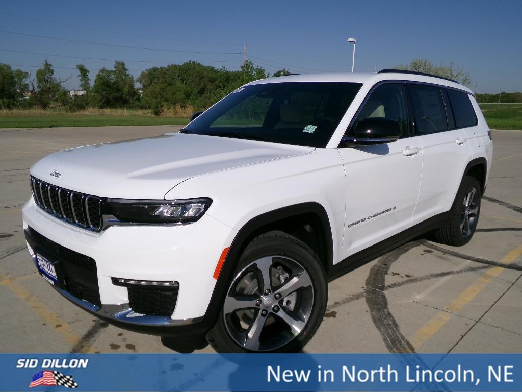 new 2025 Jeep Grand Cherokee L car, priced at $47,702