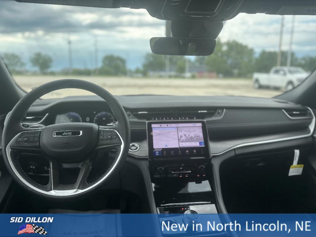 new 2025 Jeep Grand Cherokee L car, priced at $46,297