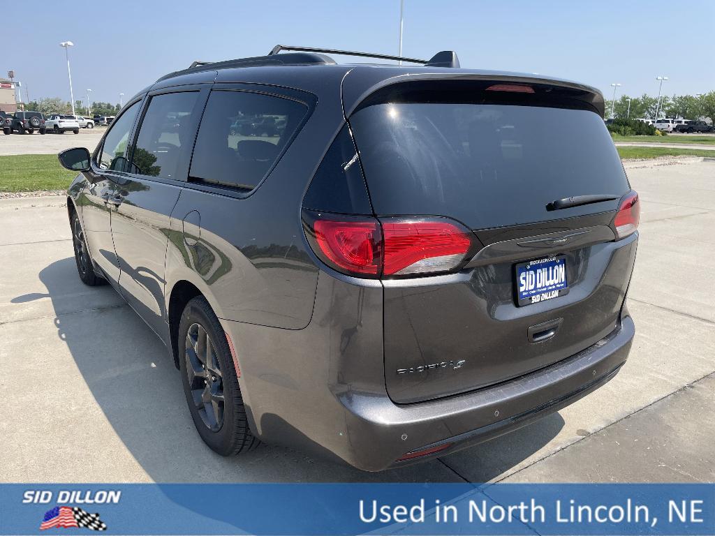 used 2019 Chrysler Pacifica car, priced at $10,991