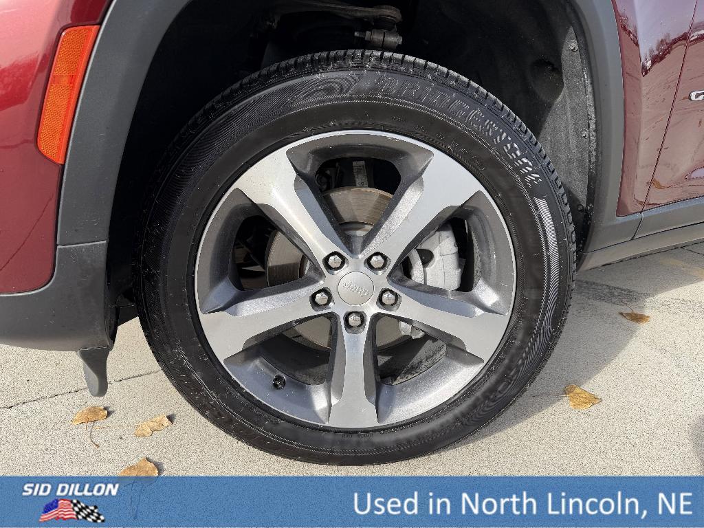 used 2025 Jeep Grand Cherokee car, priced at $42,693