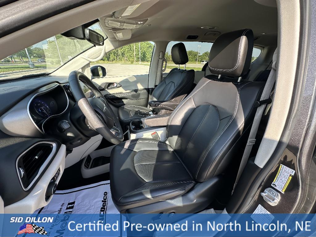used 2023 Chrysler Pacifica car, priced at $26,992
